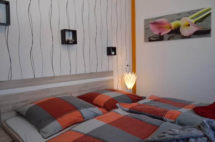 Doppelbett 180x200