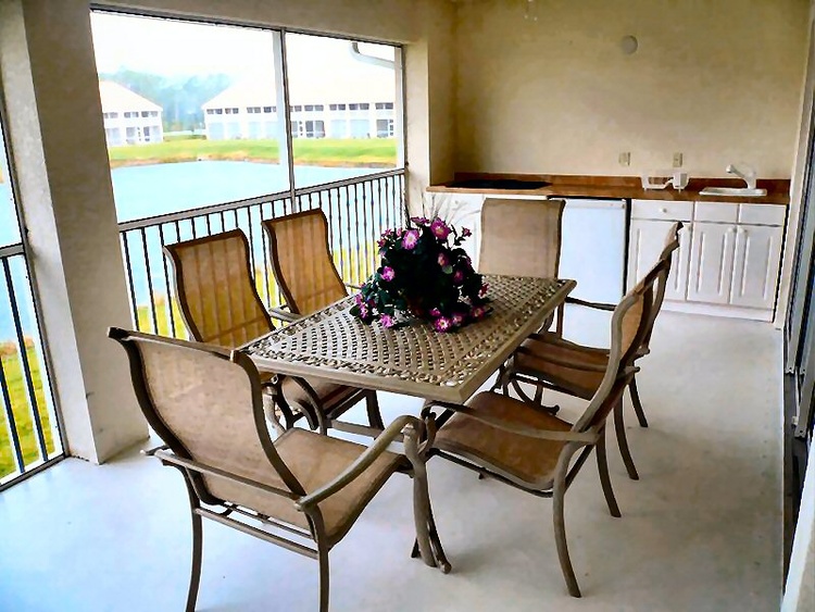 Screened Lanai, Sommerküche, Seeblick, Süden