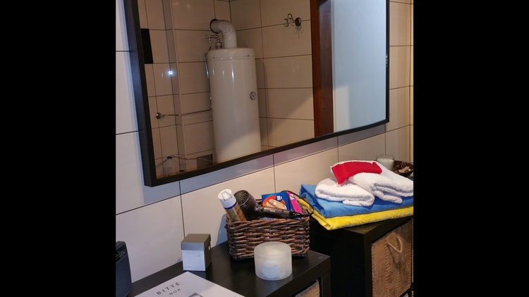 Bad mit Fön Handtücher Bademäntel, Saunatücher