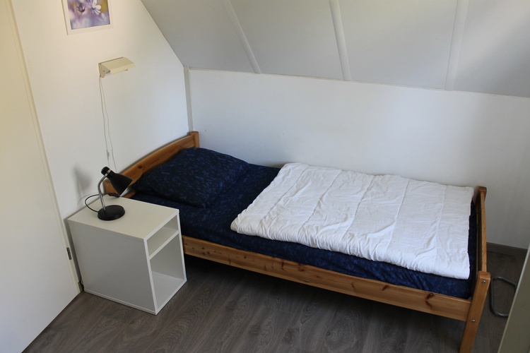 Schlafzimmer oben (2 Einzelbetten)