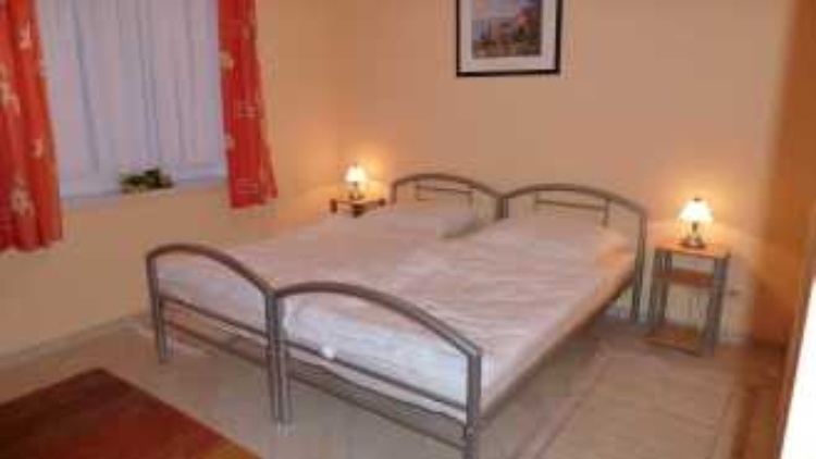 2. Schlafzimmer Windland