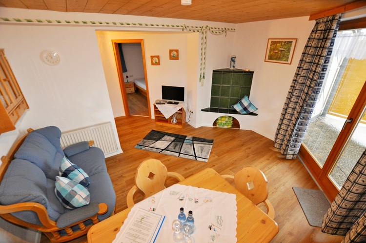 Wohnbereich Kategorie "Enzian" (bis 6 Personen)