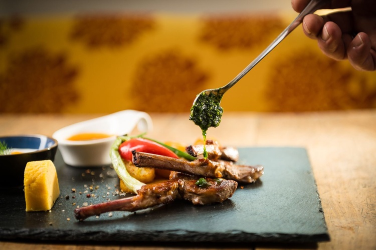 Unsere Küchenchefs zaubern immer neue Köstlichkeiten