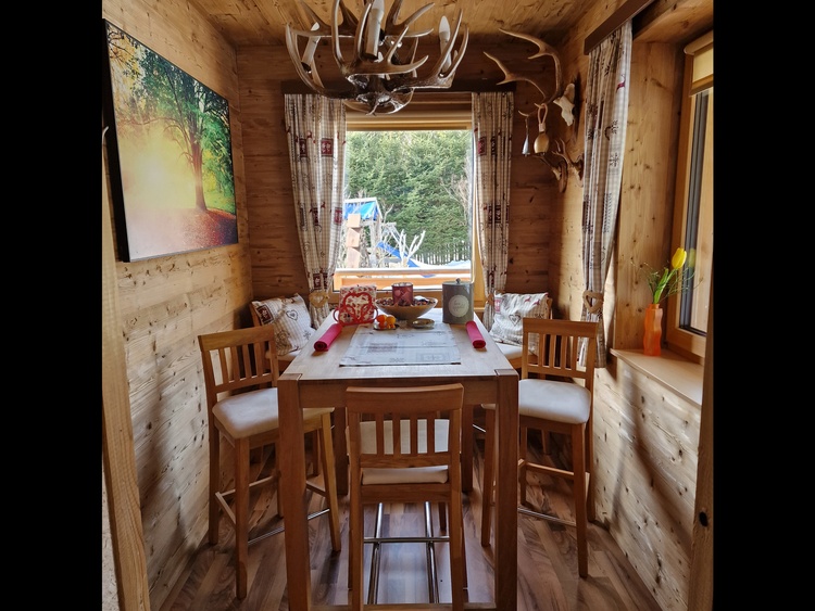 Esszimmer mit Infrarotheizung