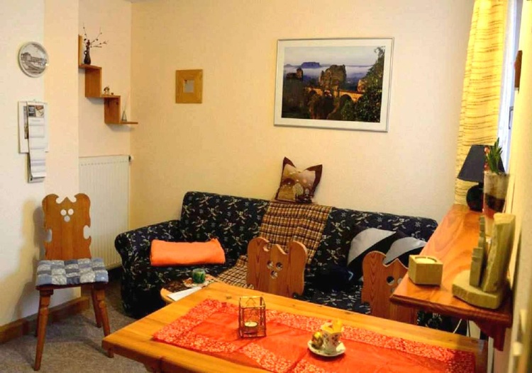 Haus am Stein für 2 - 1getr. Schlafz. Pers. Weitere Infos-http://www.ferieneinrichtungen.eu/