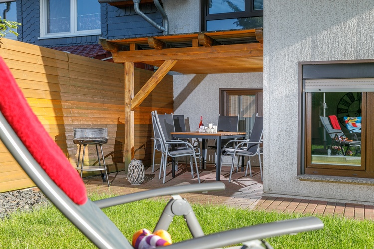 überdachte Terrasse