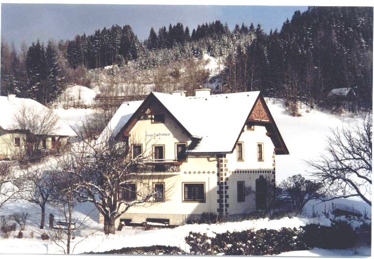 Villa Löcker ***