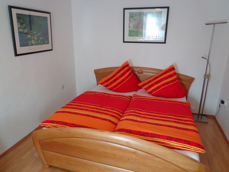 Der Hauptschlafraum mit gr. Doppelbett
