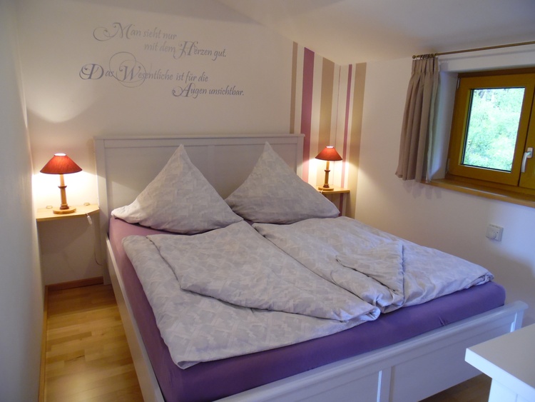 Schlafzimmer kleine Fewo