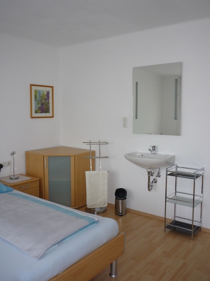 Waschgelegenheit Schlafzimmer 2