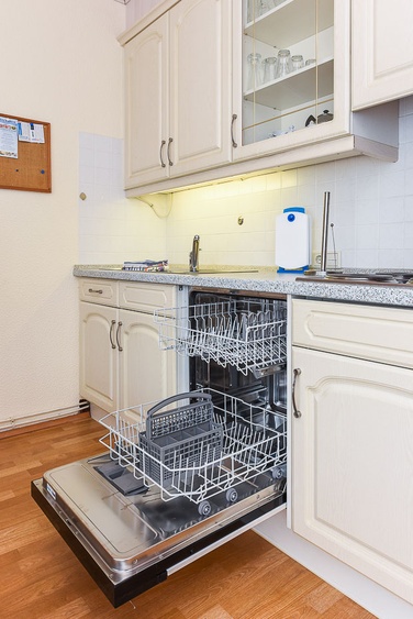 Einbauküche mit Geschirrspüler
