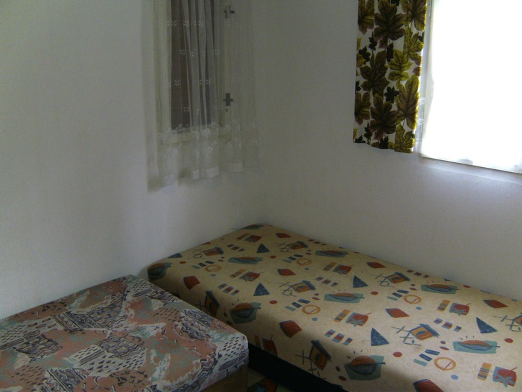 Schlafzimmer No:2