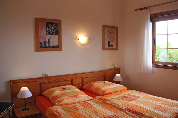 Grosses Schlafzimmer