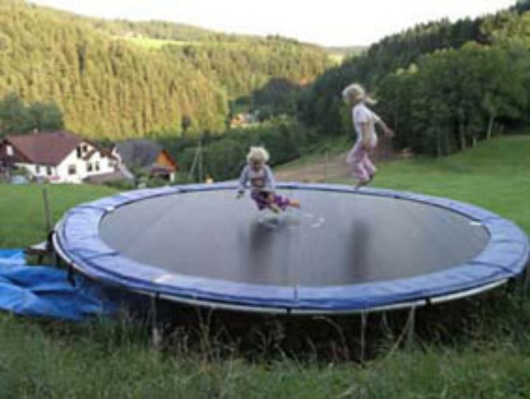 Riesentrampolin ein Riesenspaß
