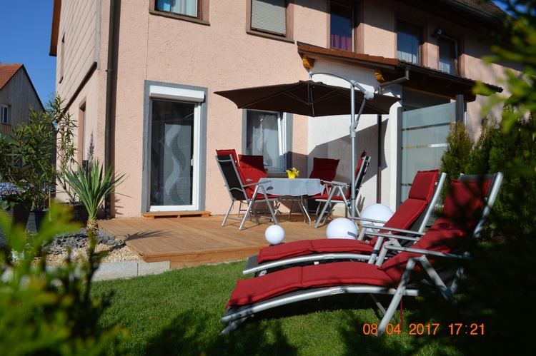 Terrasse mit Möbel