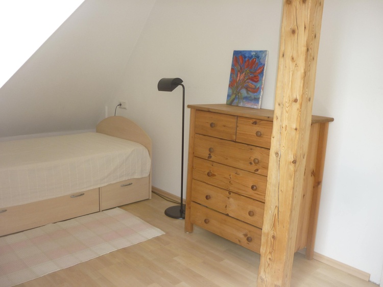 Schlafkammer mit Einzelbett