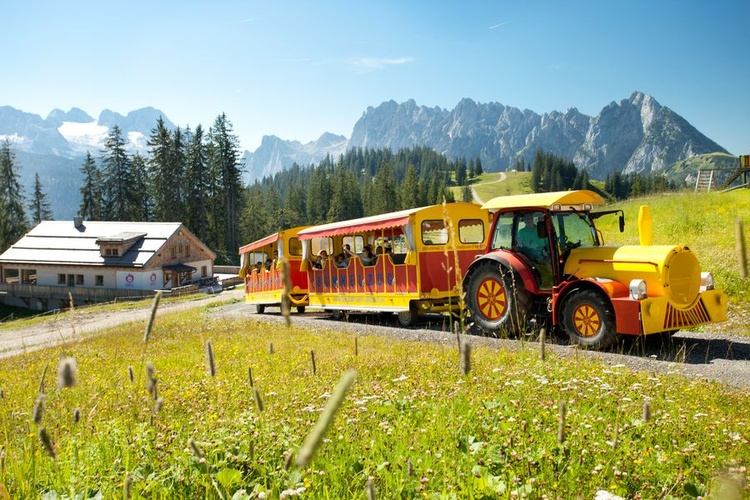Ferienhaus Russbach Salzburg Skiblickhaus Ferienwohnung Ferienhauser Ferienwohnungen Urlaub Auf Dem Bauernhof Privat