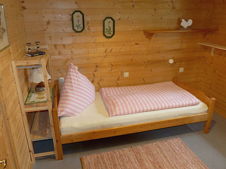 Schlafzimmer 2
