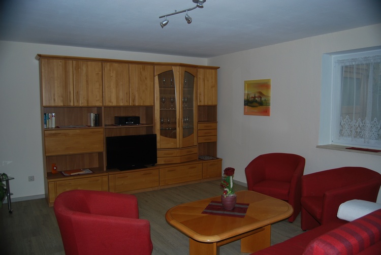 Wohnzimmer EG mit Schlafcouch