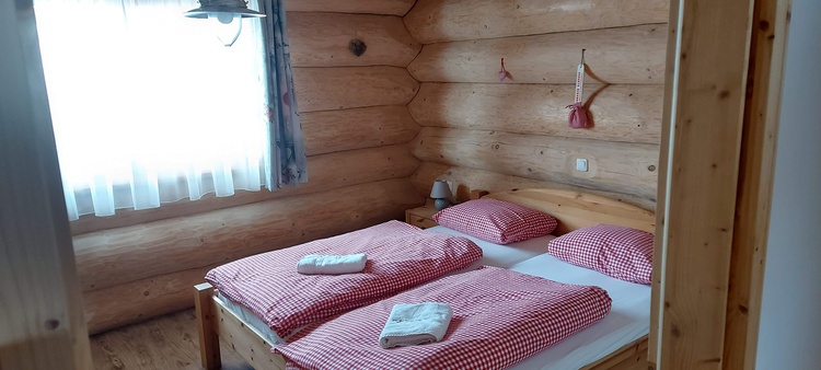 Schlafzimmer Doppelbett Erdgeschoss