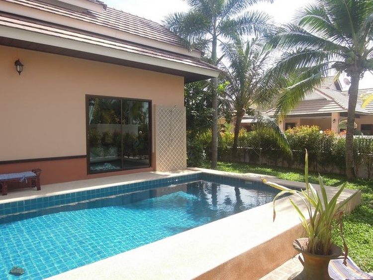 Poolzugang vom Schlafzimmer