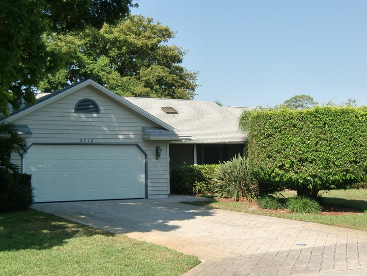 Aussen Ansicht Front