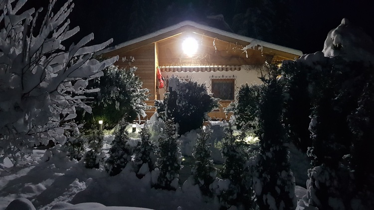 Knusperhäuschen im Winter