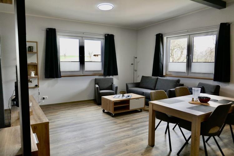 Wohn- Esszimmer Wohn. 1