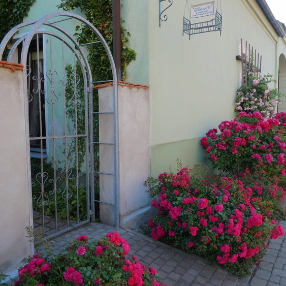 Separater Eingang zum Grundstück