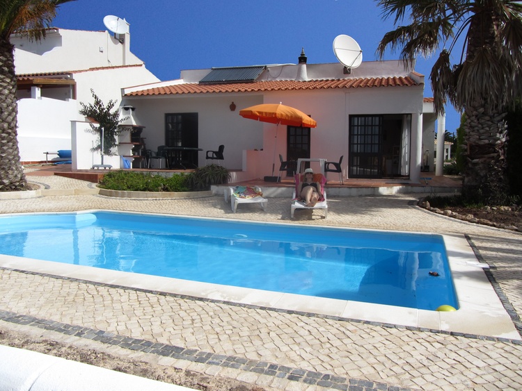 Ferienhaus Ingrina Vila Do Bispo Algarve Ferienhaus Mit Pool Und Meerblick Ferienwohnung Ferienhauser Ferienwohnungen Urlaub Auf Dem Bauernhof Privat