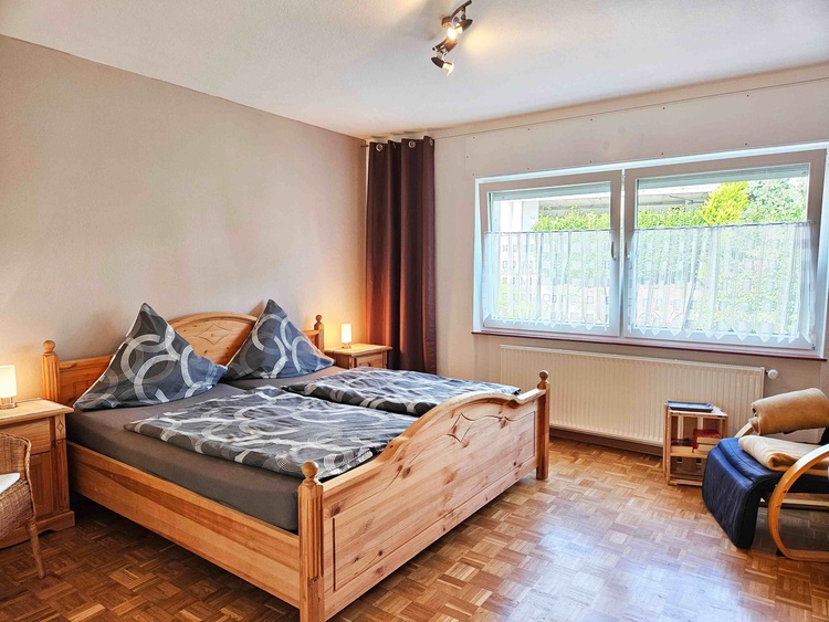 Schlafzimmer 2