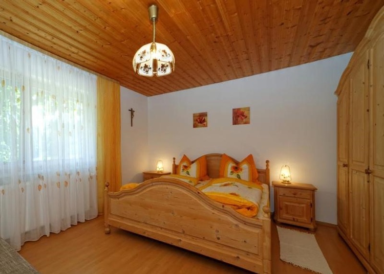 Doppelbettzimmer