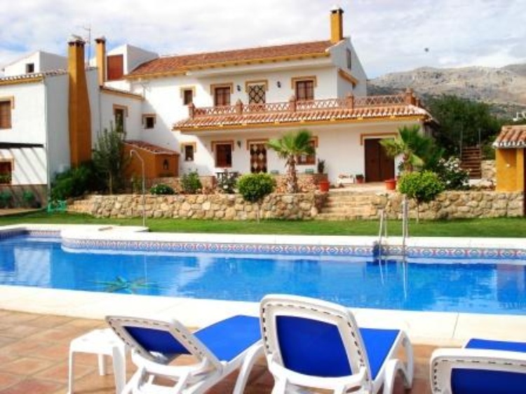 spielplatz fur kinder ferienhaus thailand, finca periana, andalusien haus tulipanes 1, 2 + 3, pool, Design ideen