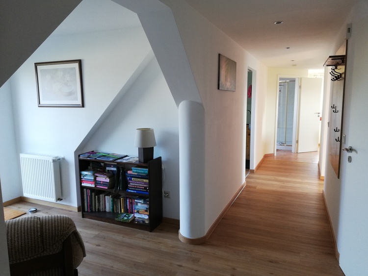Flur mit Leseecke