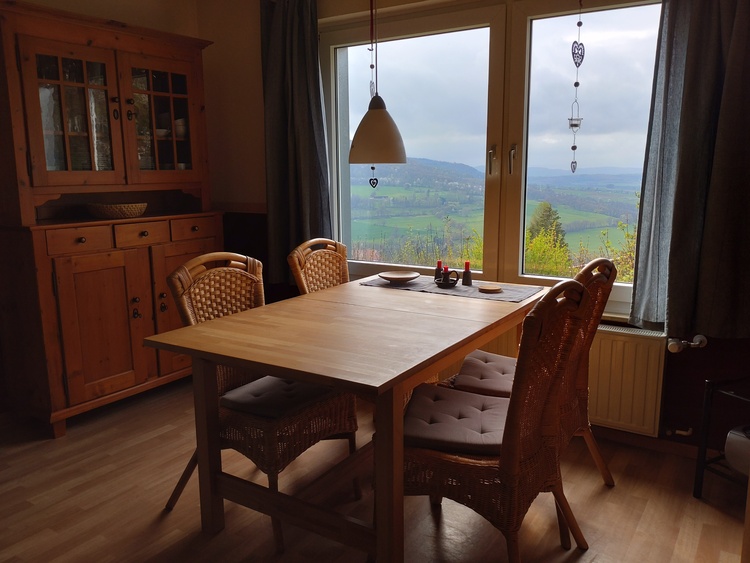 Esstisch für 5 Personen