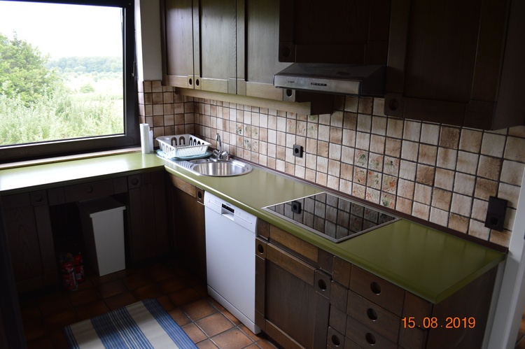 Voll ausgestattete Küche, Spülmaschine, Kaffeemaschine, Backofen, Microwelle, Wasserkocher, usw....