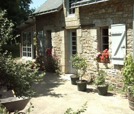 Ferienhaus Névéic, Rédéné