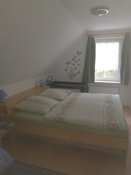 Schlafzimmer Fewo Eiche