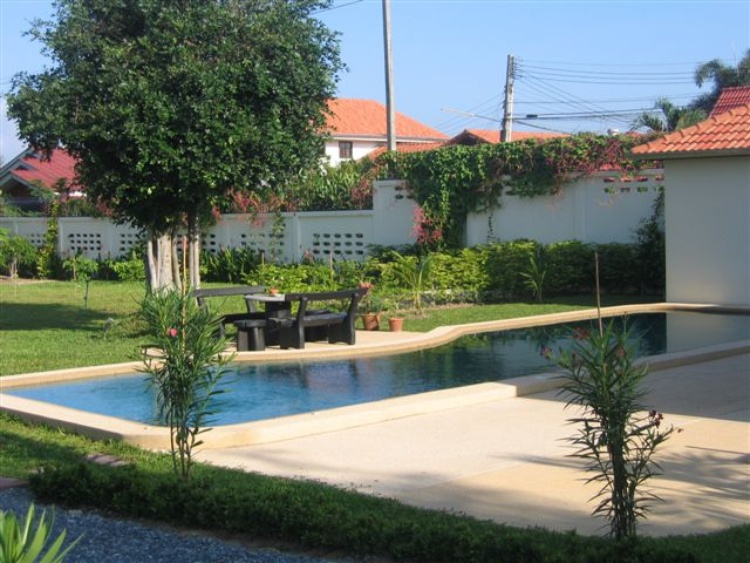 spielplatz fur kinder ferienhaus thailand, ferienhaus chon buri, chon buri jacuzzihaus in jomtien/pattaya, Design ideen