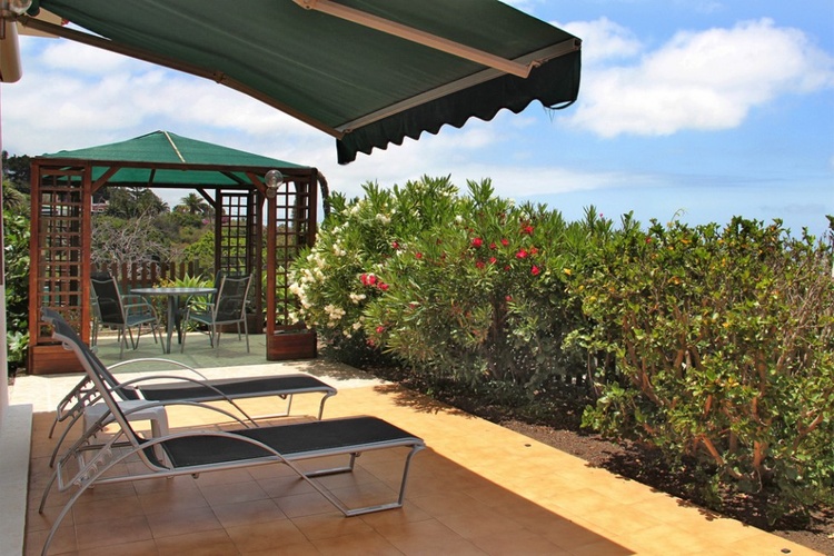 Terrasse und Pavilion