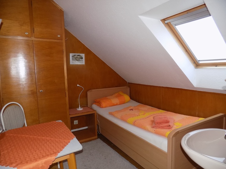 Einzelzimmer