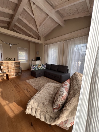 Wohn- / Schlafbereich (3 Personen) mit Kamin, obere Etage