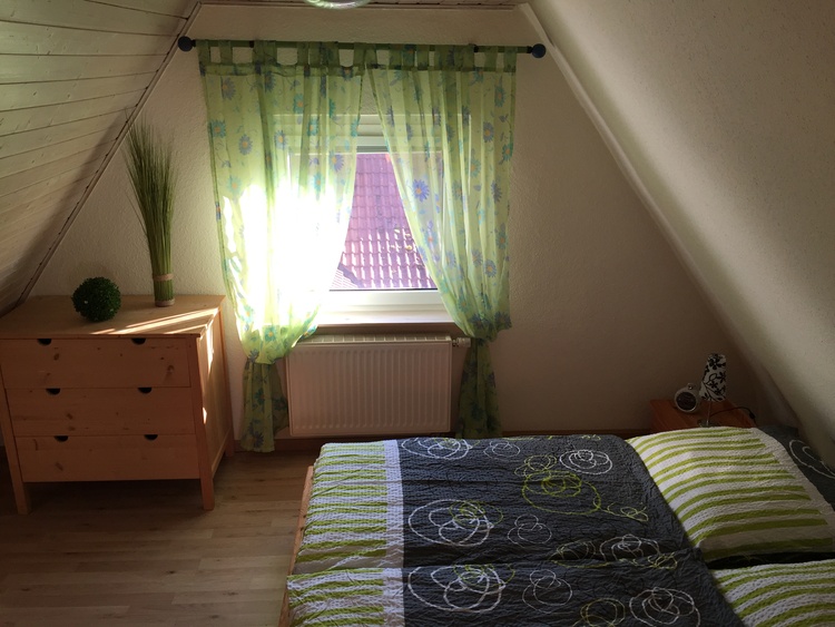 Schlafzimmer II