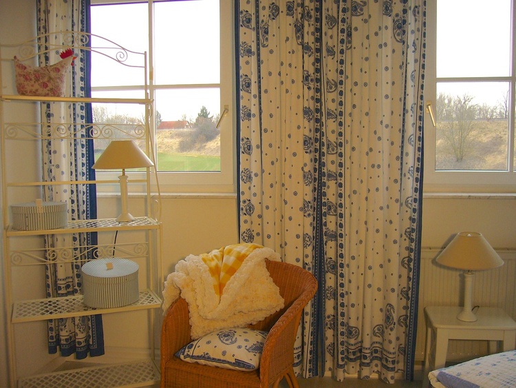 Viel Platz im geräumigen Schlafzimmer