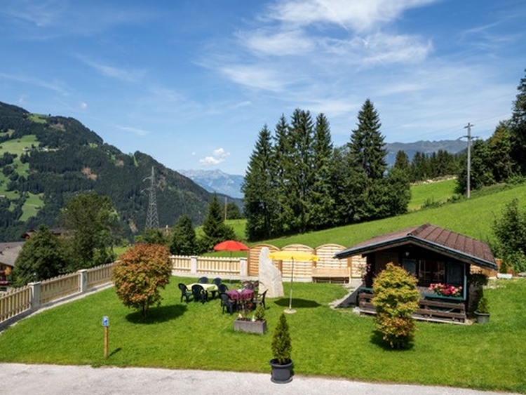 Bereich Garten und Gartenhaus