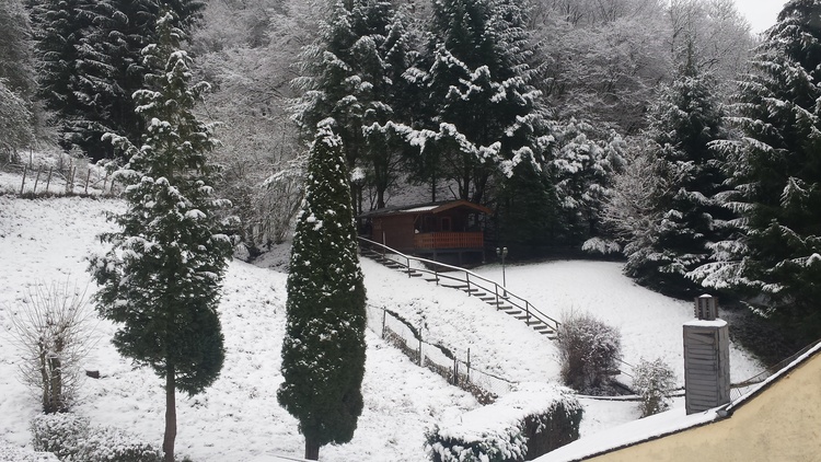 Die "Schnarcherhütte" im Winter