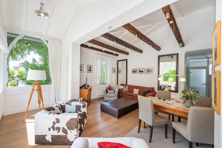 Wohnbereich mit Schlafcouch