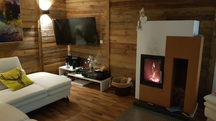Wohnzimmer mit Haasofen