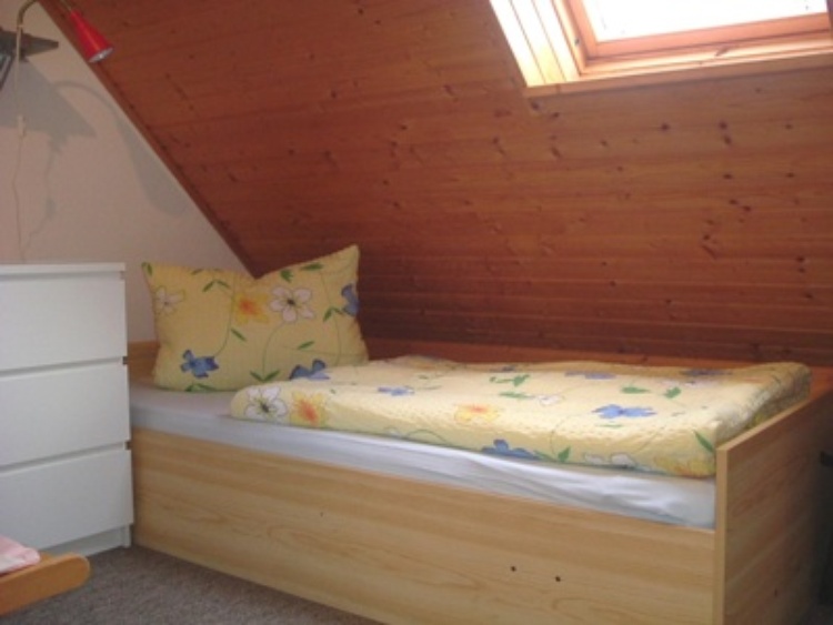 Einzelbettschlafzimmer