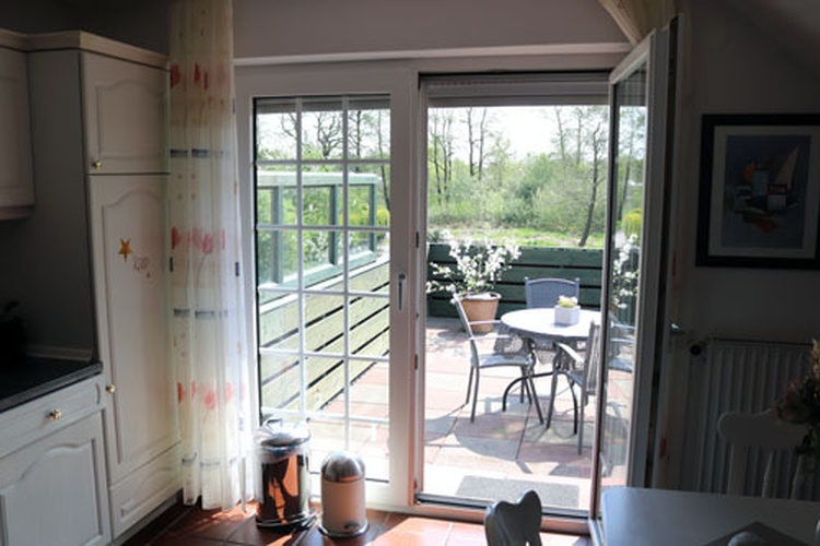 von der Küche zur Terrasse